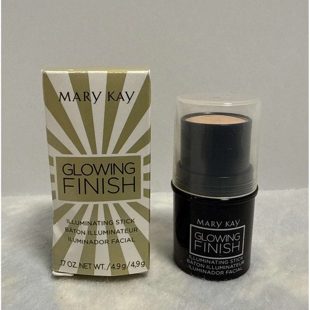 Mary Kay Glowing Finish Illuminating Stick Gold / OR 092076 Limited Edition 6H21